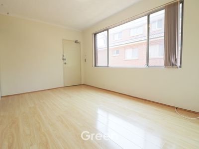 3 / 12 Mons Avenue, West Ryde