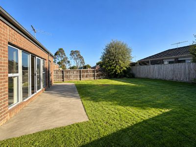 13 Laurence Way, Tarneit