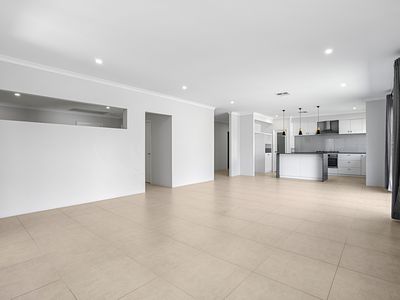 18 Camrose Pkwy, Baldivis