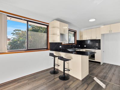 2 / 9 College Avenue, Shellharbour City Centre