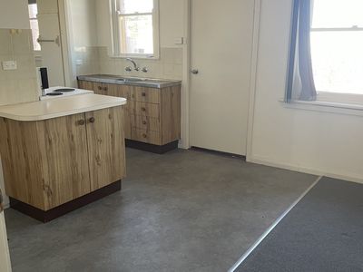 3 / 25 Church Street, Parkes