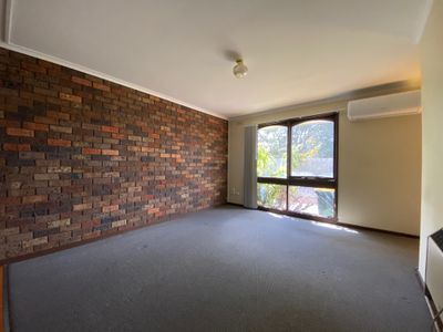 3 / 12 Moffatt Crescent, Hoppers Crossing