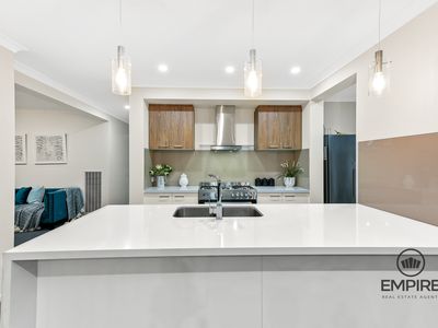 18 Favero Street, Clyde North