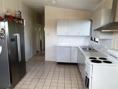 2 Cordelia Street, East Ipswich