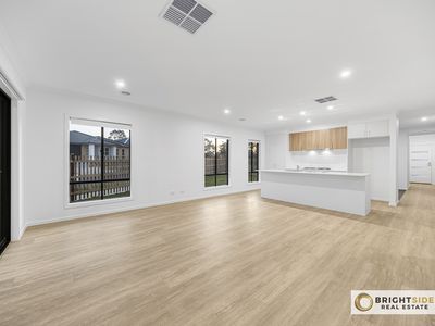 38 Blue Lily Circuit, Junction Village