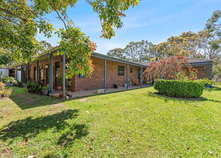 13 Benbows Road, Portland