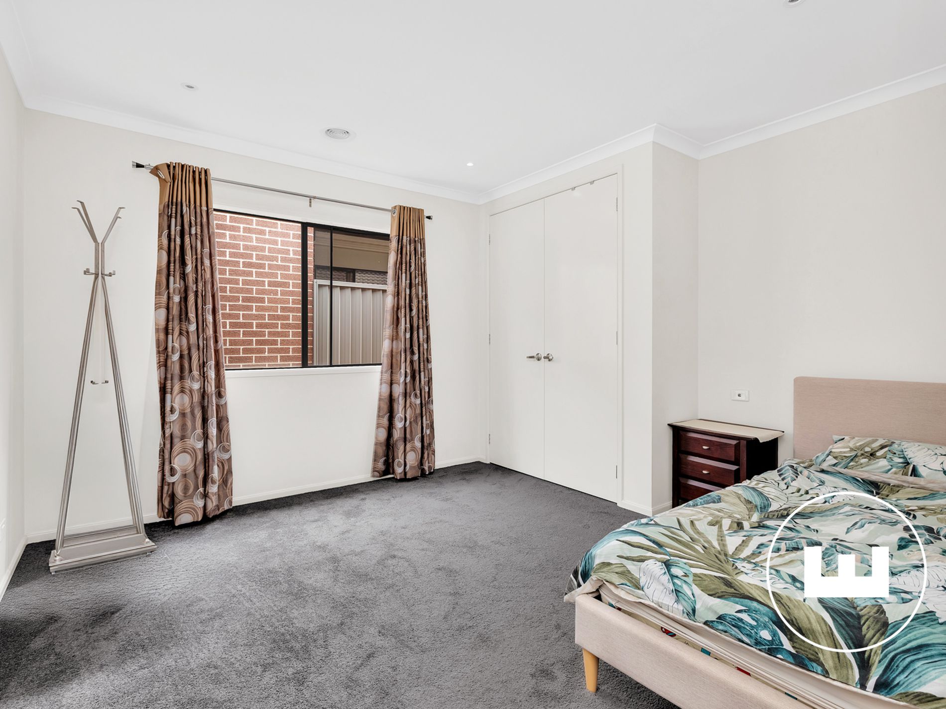 98 Scotsdale Drive, Cranbourne East