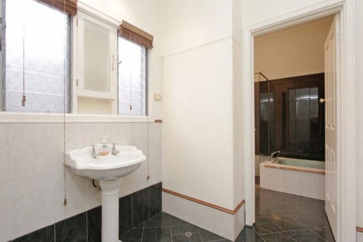 453 Canning Highway, Como