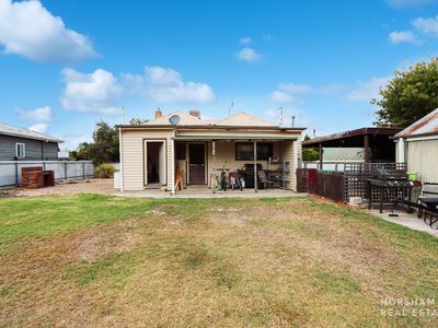 30 Edith Street, Horsham