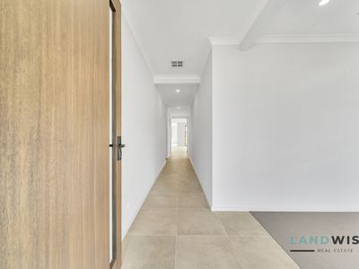 19 Brushwood Drive, Aintree