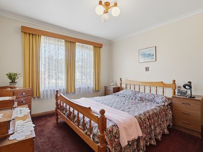 33 South Street, George Town