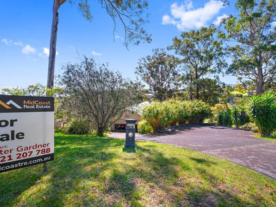 46 Hilltop Parkway, Tallwoods Village