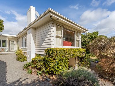 8 Kohekohe Road, Waikanae