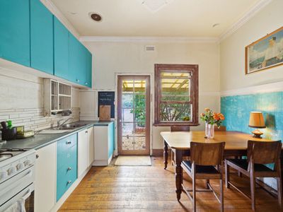 110 Bassett Lane, Hilldene