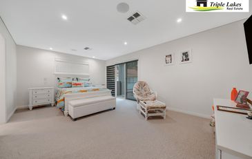 12 Gordon Avenue, Summerland Point