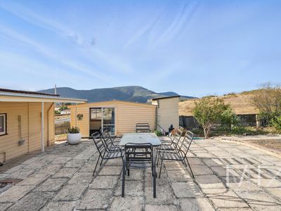 23 Glebe Road, New Norfolk