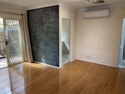 2 / 28 Chapman Avenue, Glenroy