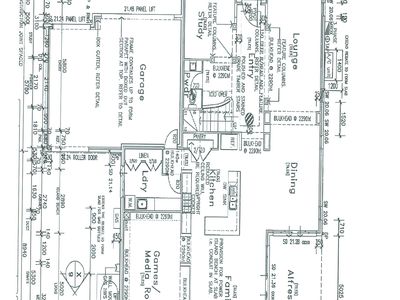 24 Hillary Cct, Pacific Pines