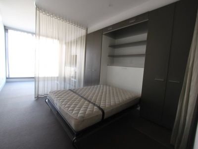 803 / 32 Bray Street, South Yarra