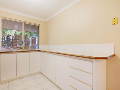 1 / 19 Scalby Street, Scarborough