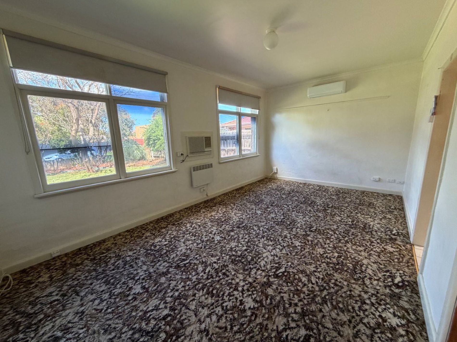 12 Scotsburn Grove, Werribee