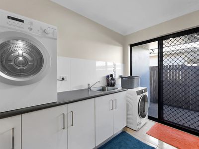 59 Makybe Diva Drive, Ooralea