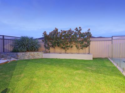 11 Mannhein Crescent, Piara Waters