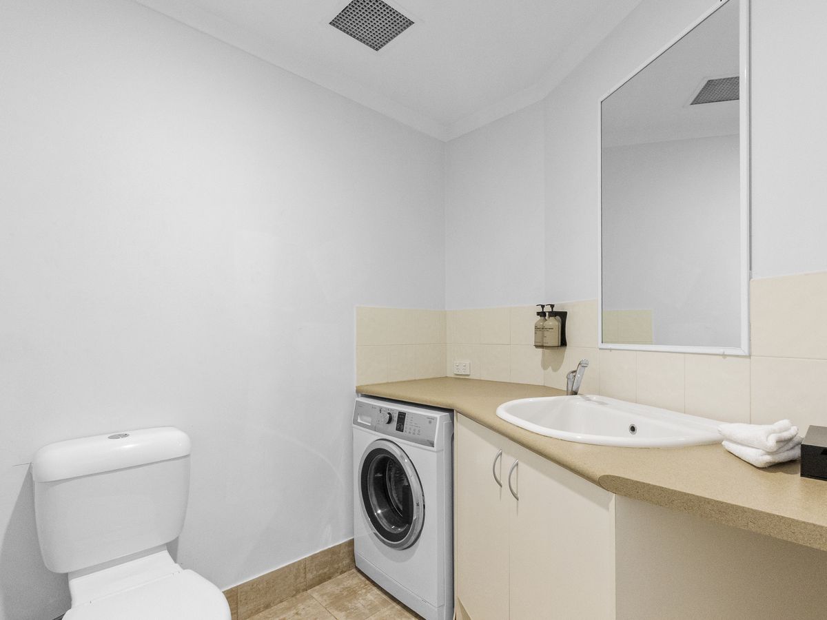 1002 / 12 Victoria Avenue, Perth