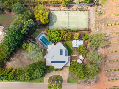 16 Bella Vista Drive, Lake Wyangan
