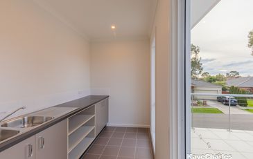 2 Denison Court, Berwick