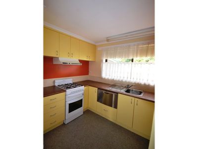 2 Omeo Court , Tawonga South