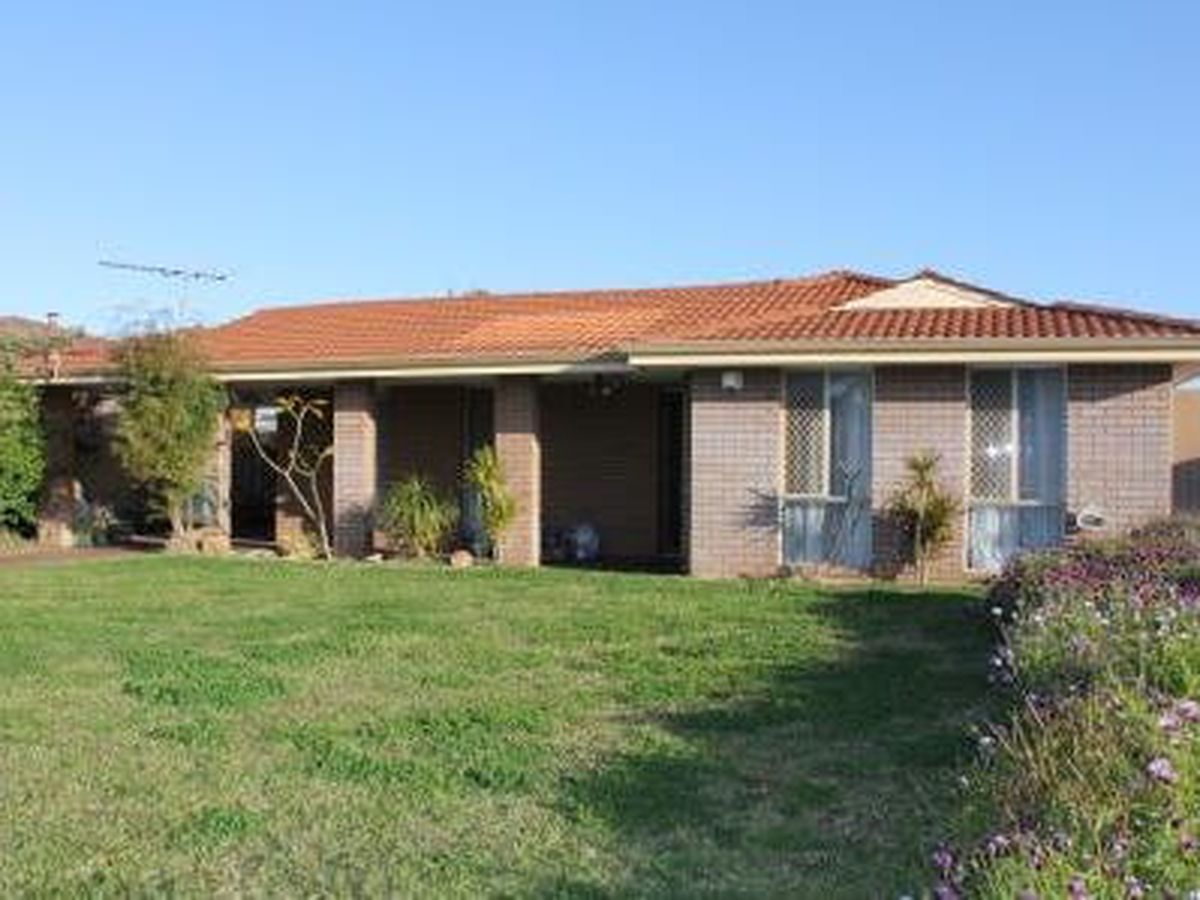 53 Axminster Street, Warnbro Cutten & Co Real Estate