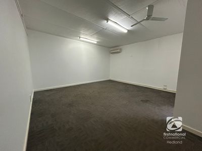 974 Central Road, Tom Price