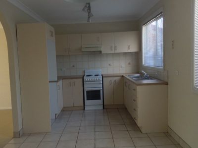 1 / 6 Stanley Street, Lake Illawarra