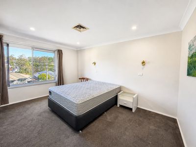 127 KOLOONA AVENUE, Mount Keira