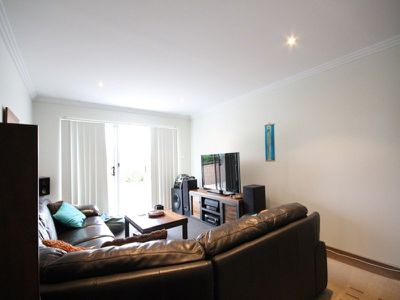 2 / 71 Central Avenue, Oak Flats