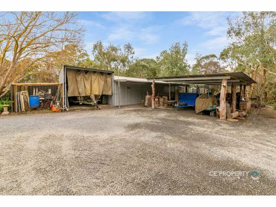 11 Cromer Road, Birdwood