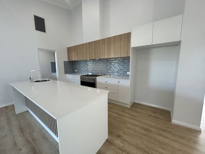 27 Sunningdale Close, Dubbo