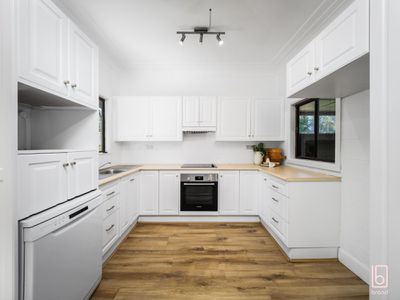 54 Leonard Avenue, Toukley