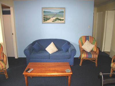 10 / 27 Head Street, Forster
