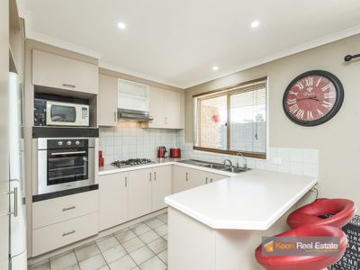 2 / 23 Verona Drive, Hampton Park