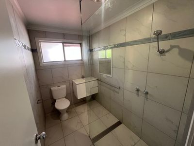 16 Sarsfield Street, Shepparton