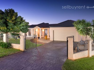 1 O'MAHONY CLOSE, Lavington