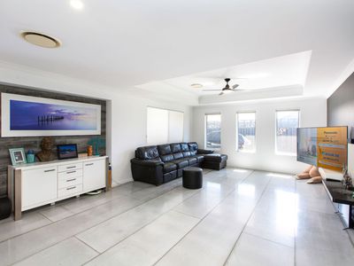 11 Kambany Approach, Dalyellup