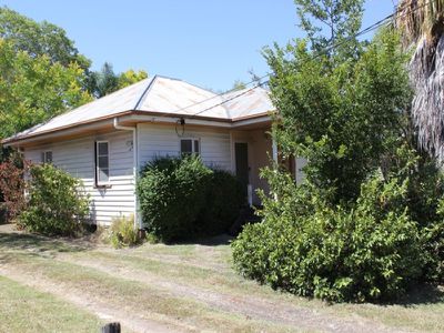 24 Russell Street, Silkstone
