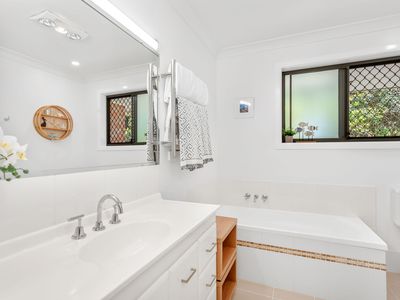 14 Narran Close, Forster