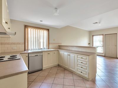 4 / 1 Goodwin Circuit, Golden Grove