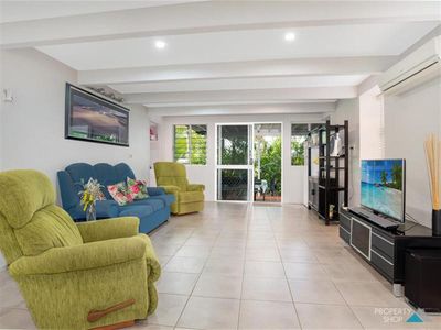 9 Turquoise Close, Bayview Heights
