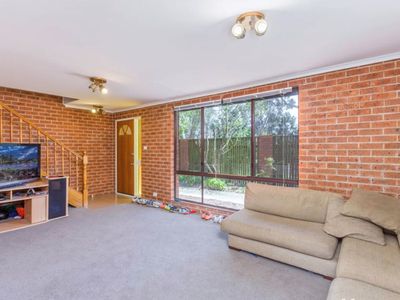 1 / 17 Atkinson Street, Queanbeyan East