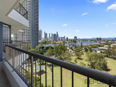 50 / 5 Admiralty Drive, Surfers Paradise